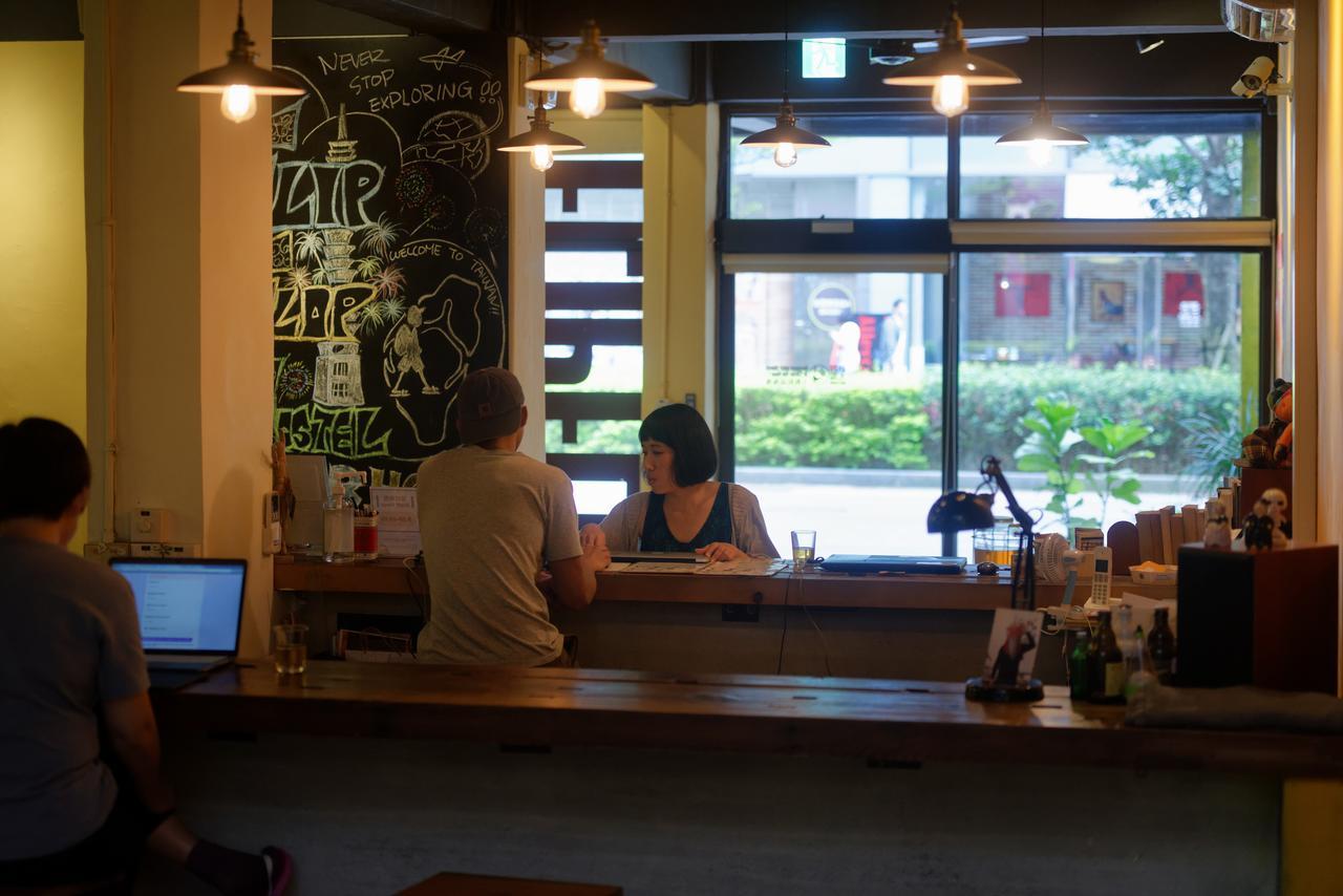 טאיפיי Flip Flop Hostel - Main Station מראה חיצוני תמונה