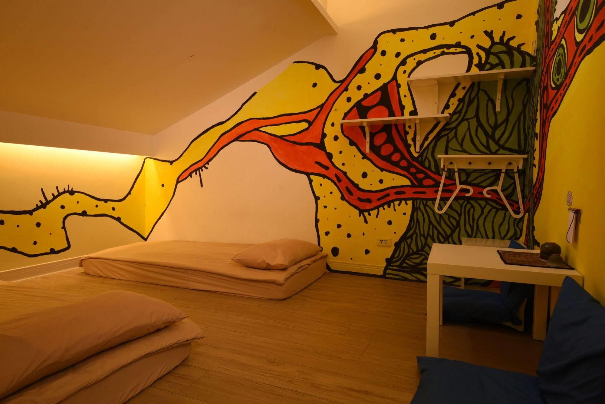 טאיפיי Flip Flop Hostel - Main Station מראה חיצוני תמונה